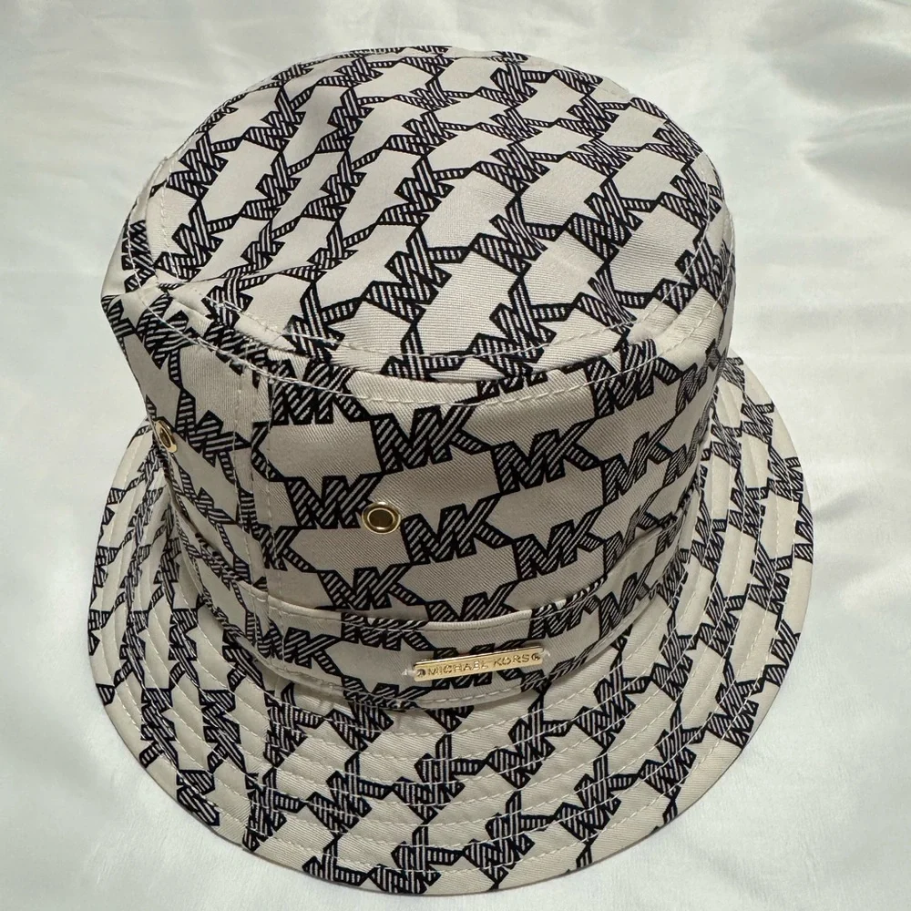 Michael Kors Cream and Black MK Logo Bucket Hat with Gold Accent